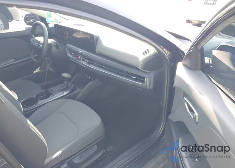 2025 Kia K4 Lxs z USA, uszkodzony, nr VIN 3KPFT4DEXSE017722